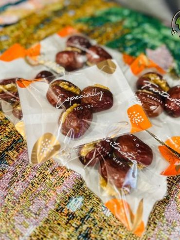 Táo đỏ ôm hạt giòn bùi của Made by Phuong